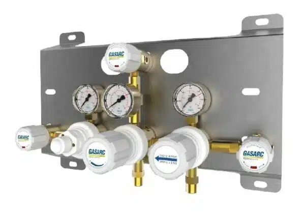 Tech Master Auto Changeover Manifold - 2 x 1 Two Stage MCP - 0-6 Bar - Fuel Gas - BS4 (3960015213)