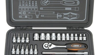Socket & Ratchet Tool Kit 1/4" (27 Pieces)