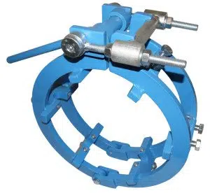 Manual Cage Clamp - External Pipe Alignment - 4" to 48" Dia.